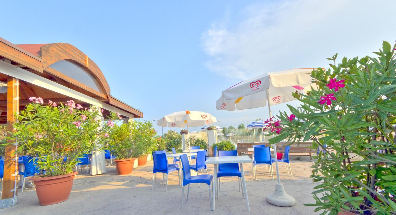 Villaggio Turistico Internazionale ปอร์โตเรกานาติ ภายนอก รูปภาพ